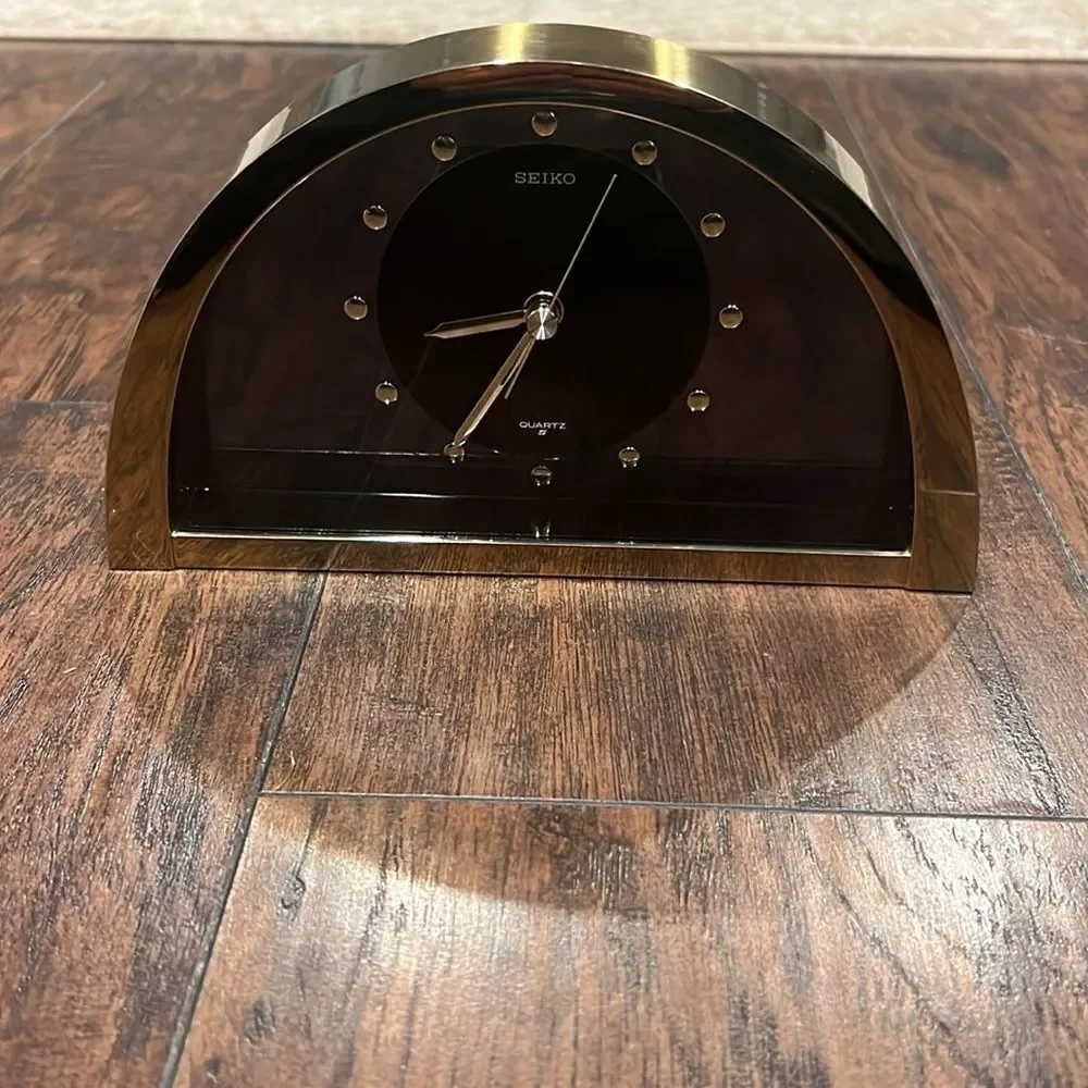 Beautiful 1 Vintage Seiko Hollywood Regency Brass Table Clock, 1980s, Gold